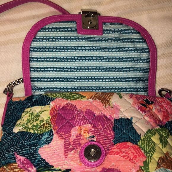 Vera Bradley Superbloom Print Floral Quilted Small Crossbody Bag Purse - Picture 8 of 13